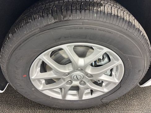 New 2026 Chrysler Voyager LX image 28