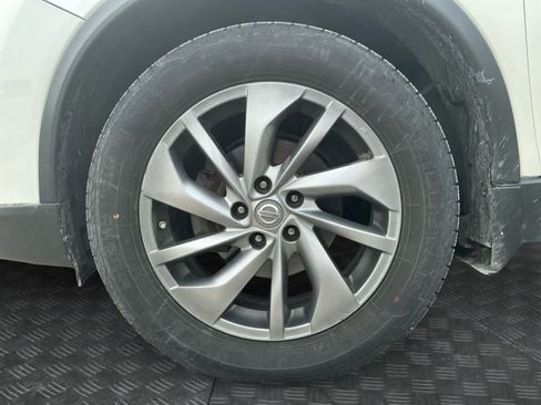 Used 2015 Nissan Rogue SL w/ SL Premium Package image 11