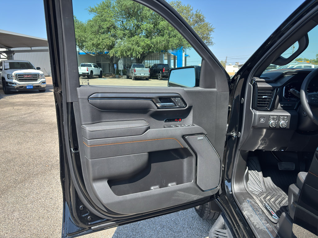 New 2026 GMC Sierra 1500 AT4 w/ AT4 Premium Package AWD/4WD image 9