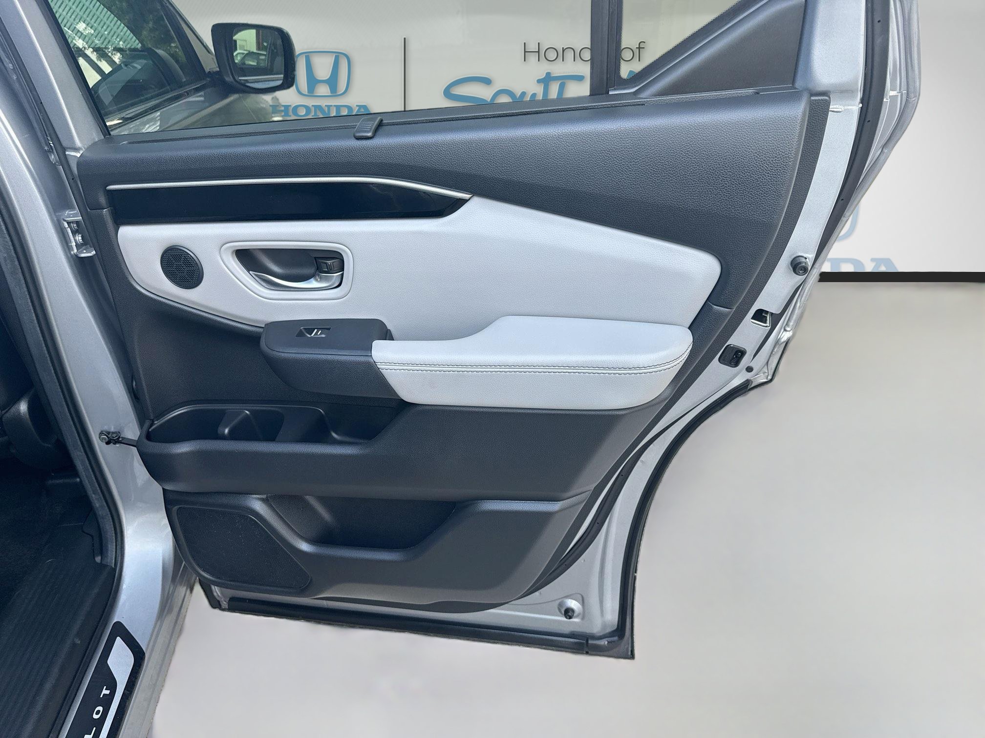 Certified 2024 Honda Pilot EX-L image 30