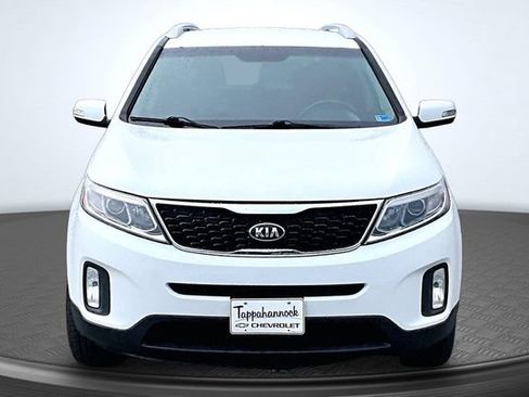Used 2015 Kia Sorento LX AWD/4WD image 2
