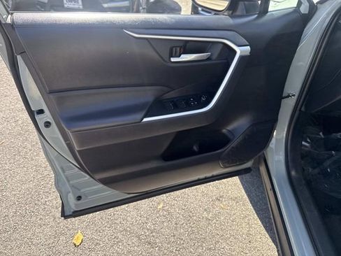 Used 2023 Toyota RAV4 XLE image 18