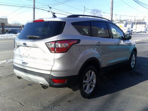 Used 2018 Ford Escape SEL image 5