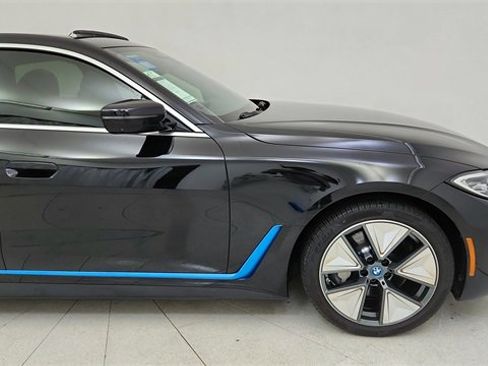 Used 2023 BMW i4 eDrive35 image 7