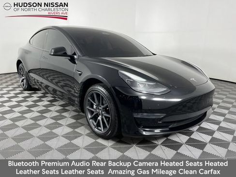 Used 2023 Tesla Model 3 Standard Range RWD image 1