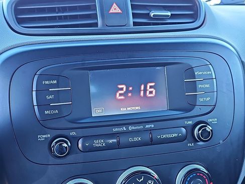 Used 2015 Kia Soul image 24