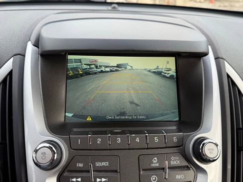 Used 2015 GMC Terrain SLE image 12