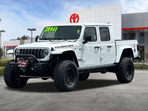 Used 2021 Jeep Gladiator Rubicon AWD/4WD image 9