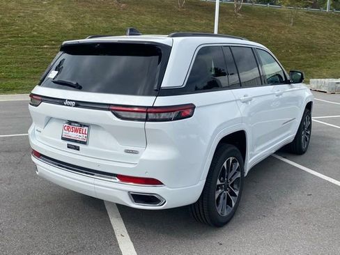 New 2025 Jeep Grand Cherokee Overland w/ Adv Protech Group III AWD/4WD image 8