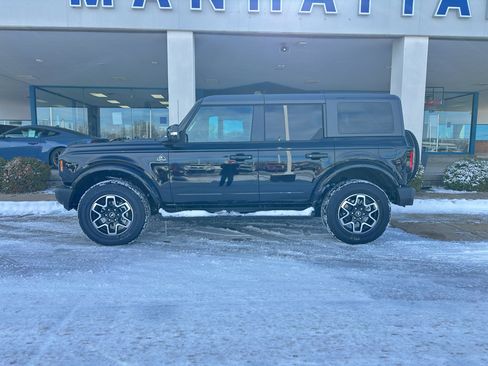 New 2025 Ford Bronco Outer Banks image 4
