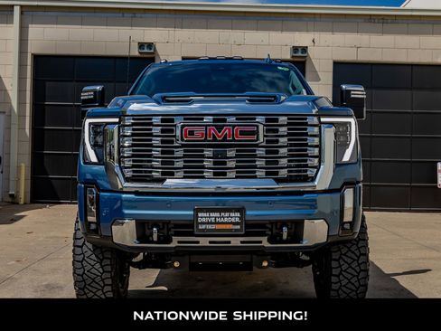 Used 2024 GMC Sierra 2500 Denali w/ Denali Reserve Package image 4