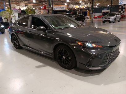 Used 2025 Toyota Camry SE w/ Multimedia Upgrade Package