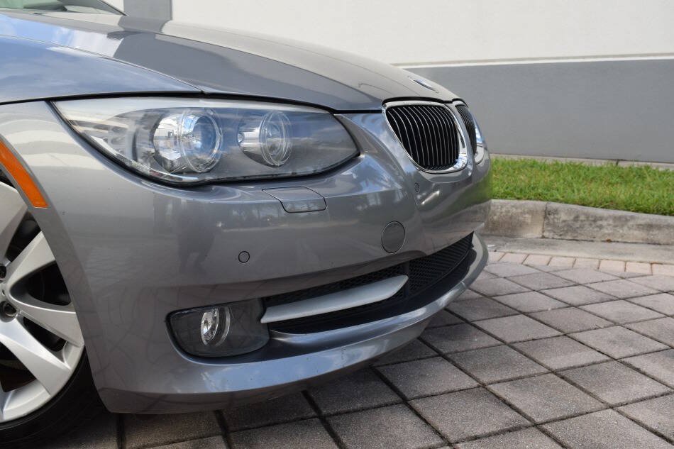 Used 2013 BMW 328i Convertible RWD image 16