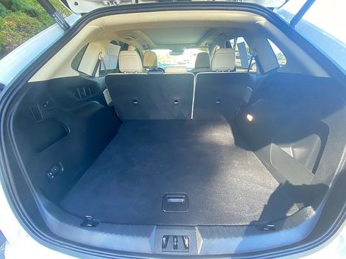 Certified 2022 Ford Edge SEL w/ Convenience Package image 10