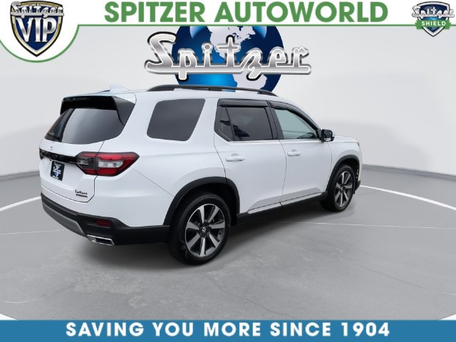 Used 2025 Honda Pilot Touring image 9