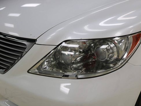 Used 2008 Lexus LS 460 L w/ Preferred Accessory Pkg RWD image 8