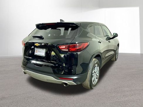 Used 2023 Chevrolet Blazer LT image 32