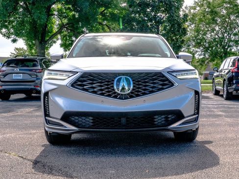 Certified 2026 Acura MDX w/ Technology Package AWD/4WD image 4