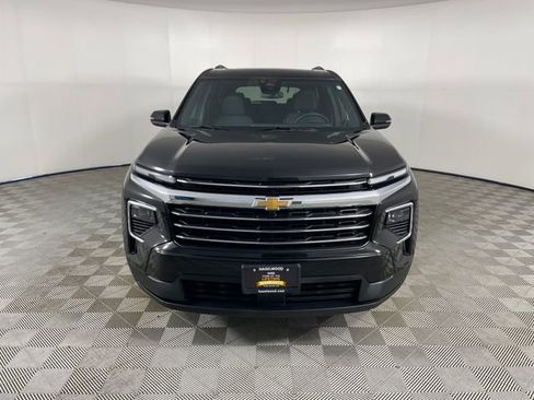 Certified 2025 Chevrolet Traverse LT w/ Sun and Wheel Package image 25