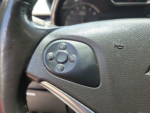 Used 2014 Chevrolet Impala LT w/ Convenience Package FWD image 17
