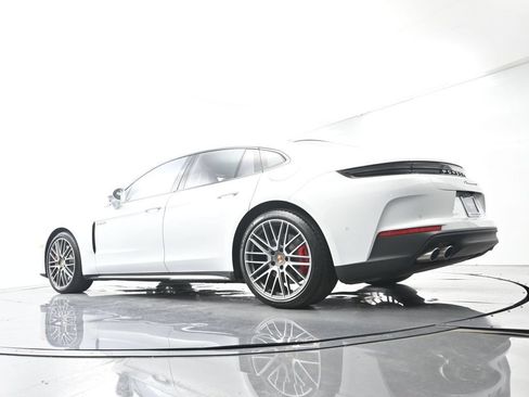 Certified 2025 Porsche Panamera 4S AWD/4WD image 49