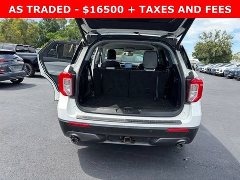 Used 2021 Ford Explorer XLT w/ Equipment Group 202A RWD image 17