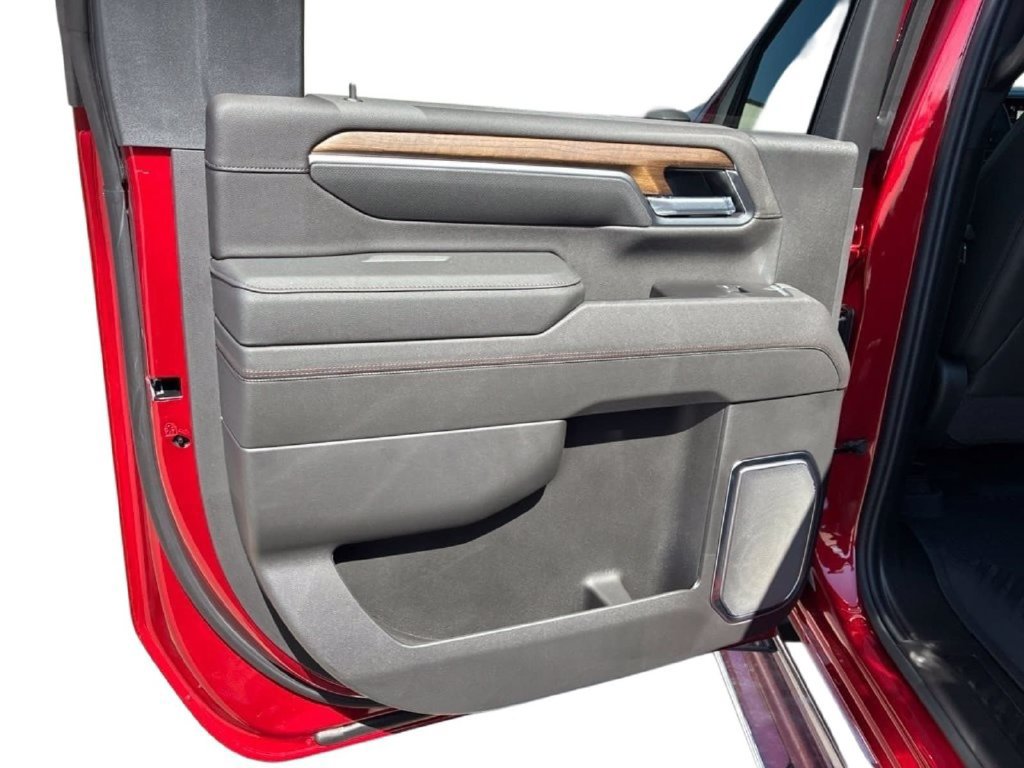 New 2026 Chevrolet Silverado 2500 High Country w/ High Country Premium Package AWD/4WD image 13