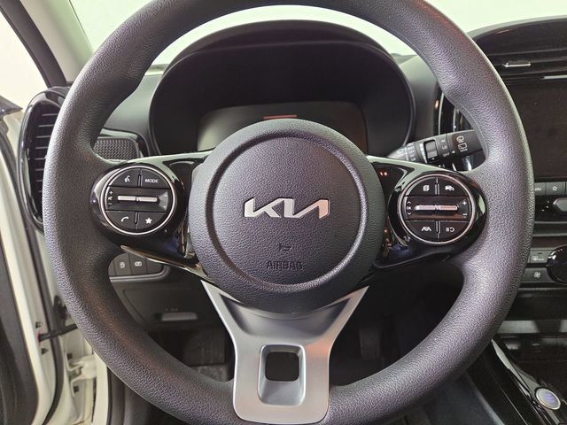 Certified 2023 Kia Soul S FWD image 20
