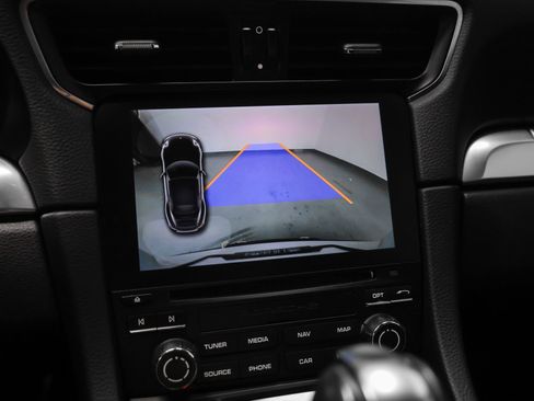 Certified 2017 Porsche 911 Carrera RWD image 39