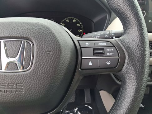 Certified 2026 Honda HR-V LX image 21