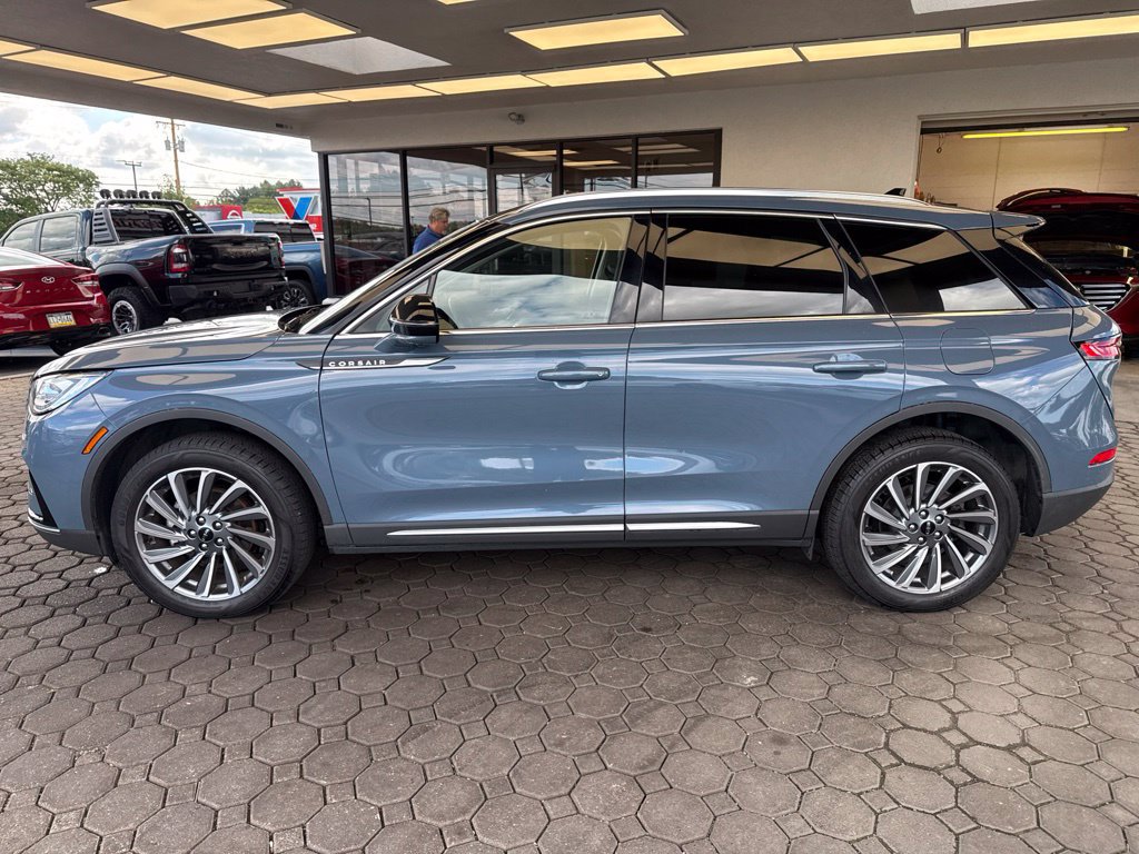 Certified 2023 Lincoln Corsair Reserve w/ Equipment Group 201A AWD/4WD image 8