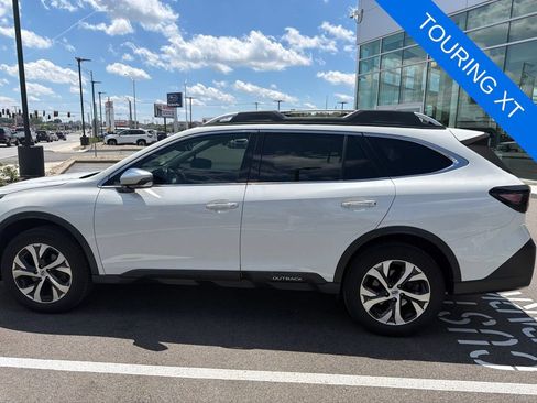 Used 2020 Subaru Outback Touring XT AWD/4WD image 5