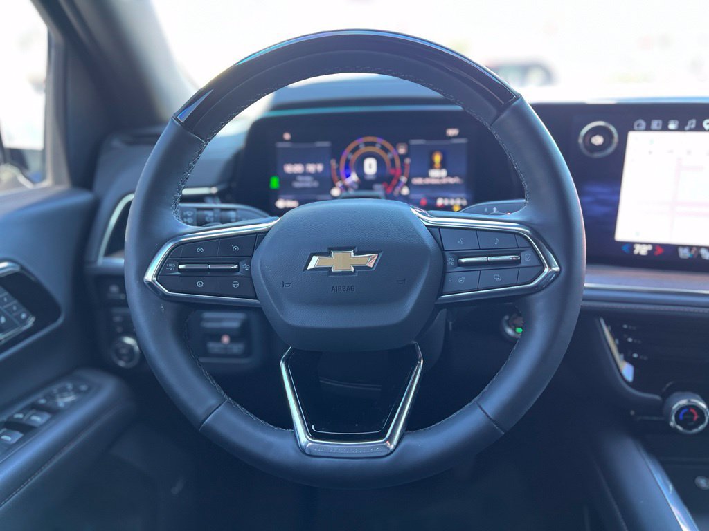 Used 2025 Chevrolet Tahoe High Country AWD/4WD image 34