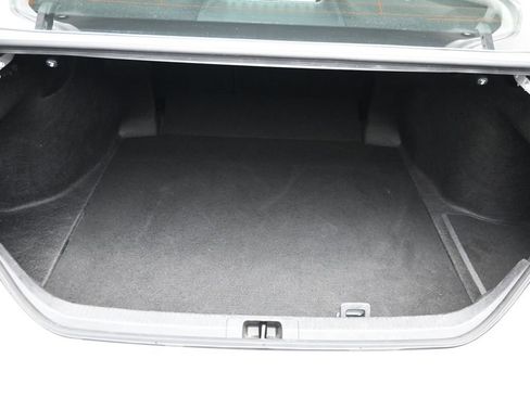 Used 2025 Toyota Camry SE FWD image 10
