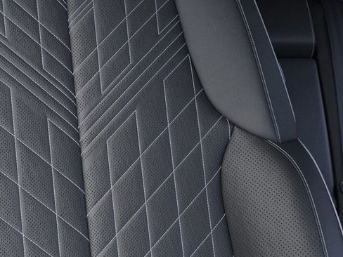 New 2026 Cadillac Lyriq V image 21