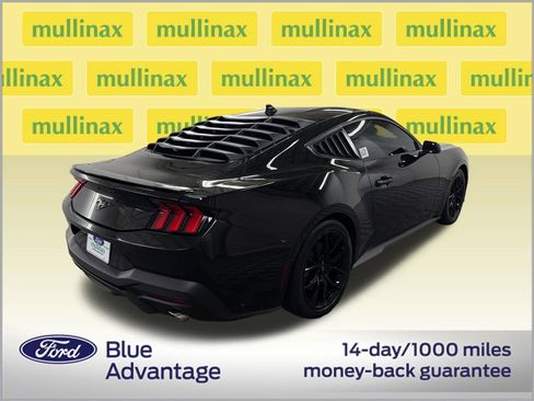 Used 2024 Ford Mustang Coupe RWD image 3
