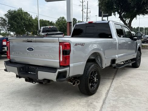 Used 2023 Ford F350 XLT w/ XLT Premium Package AWD/4WD image 5