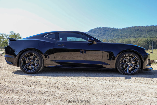 Used 2019 Chevrolet Camaro ZL1 w/ LPO, ZL1 Protection Package RWD image 8