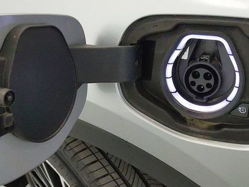 Certified 2024 Ford Escape SE FWD image 22