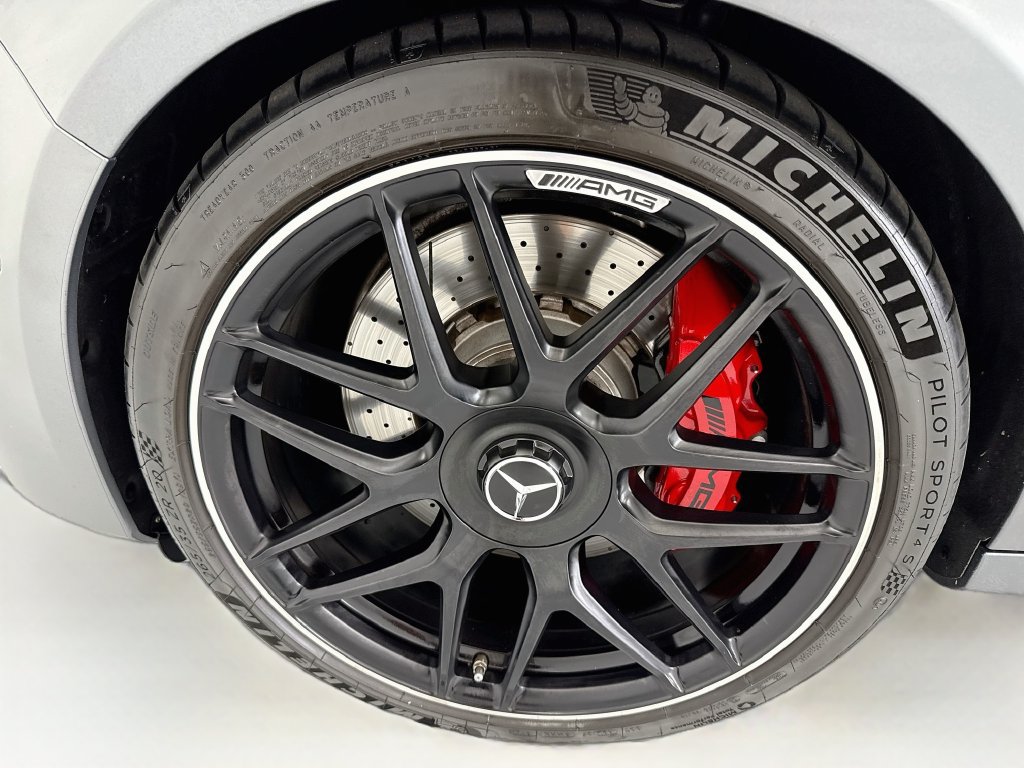 Used 2018 Mercedes-Benz E 63 AMG S image 29