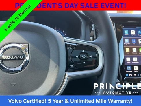 Certified 2025 Volvo V60 B5 Cross Country Plus image 21