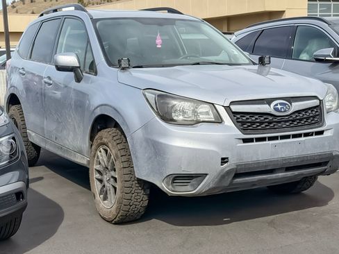 Used 2015 Subaru Forester 2.5i Premium image 2