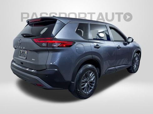 Used 2023 Nissan Rogue S image 9