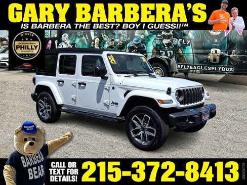 Used 2024 Jeep Wrangler Unlimited w/ Convenience Group AWD/4WD image 1