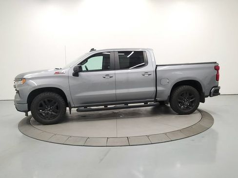 Used 2024 Chevrolet Silverado 1500 RST w/ Z71 Off-Road Package AWD/4WD image 4
