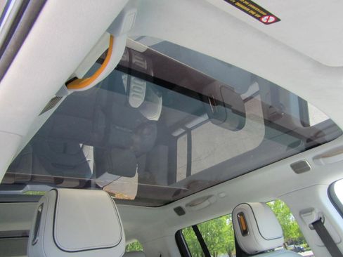 Used 2023 Rivian R1S Adventure image 24