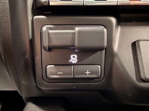 Used 2023 Chevrolet Silverado 3500 High Country image 43