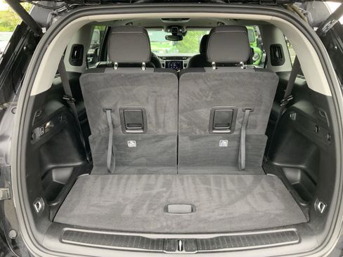 Used 2022 Jeep Grand Cherokee L Laredo w/ Luxury Tech Group I AWD/4WD image 11