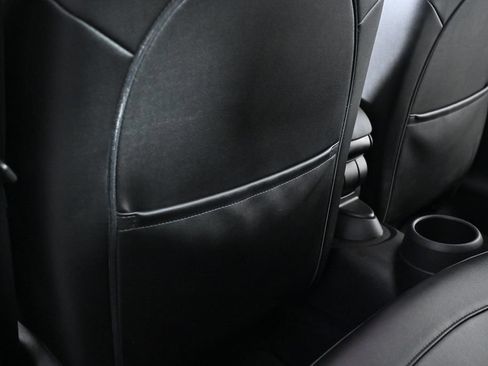 Used 2015 MINI Cooper 4-Door Hardtop FWD image 27
