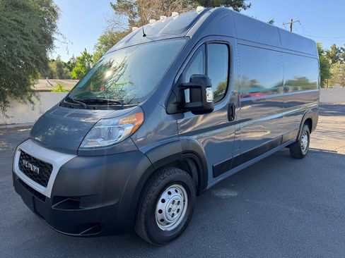 Used 2019 RAM ProMaster 2500 FWD image 2